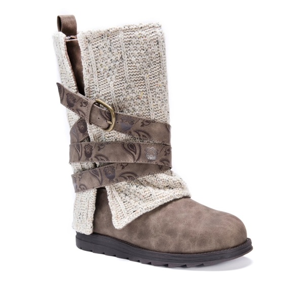 Muk Luks Shoes - Muk Luk Nikki Boots in Oatmeal Color